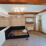 Wellness studio se saunou a vířivkou